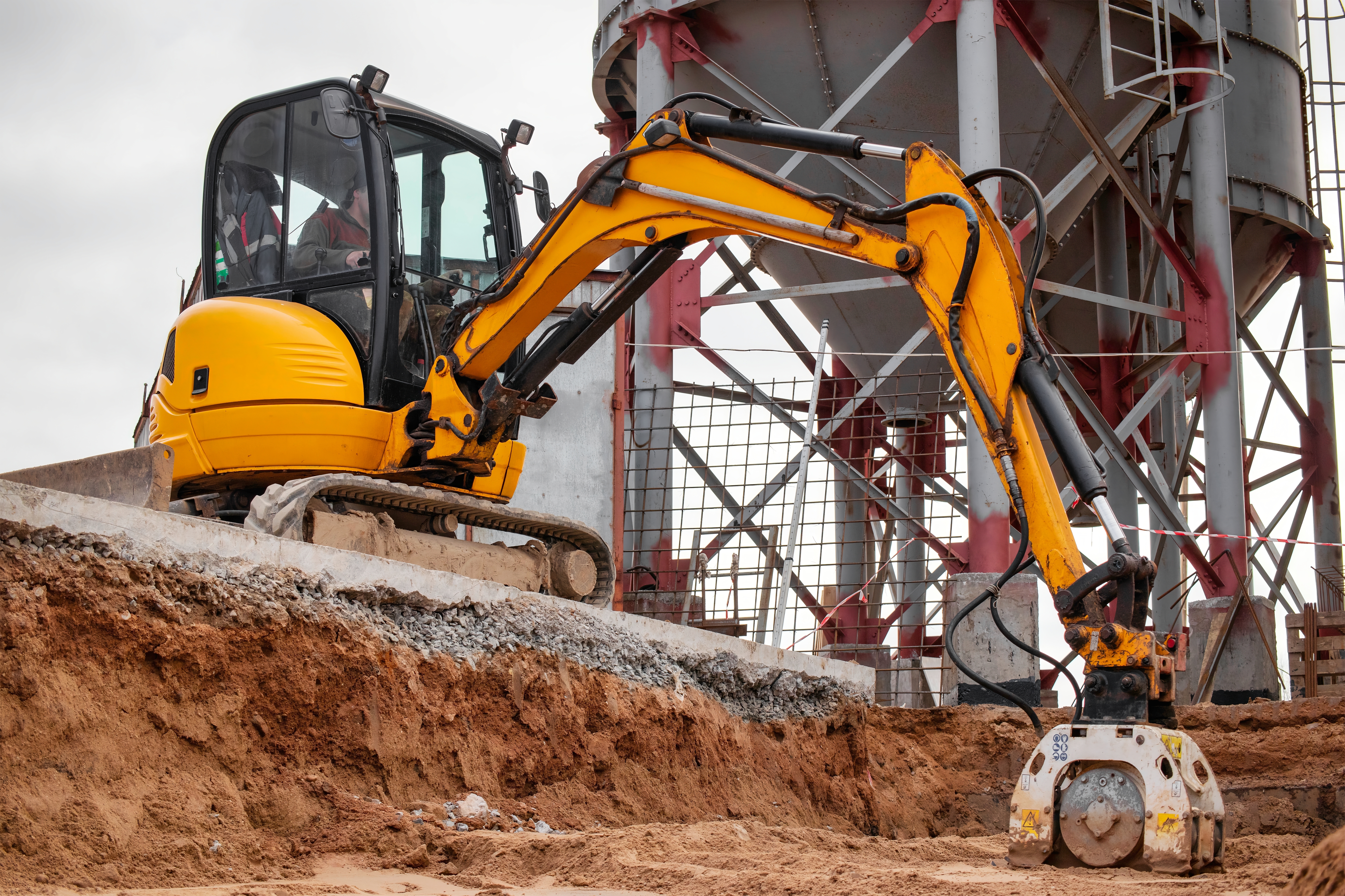 Baggerarbeiten Mödling - Professionelle Minibaggerarbeiten und Erdarbeiten